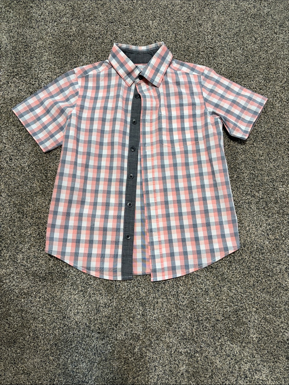 Boys wonder nation Salmon & Gray Plaid Short-Sleeve Button-Down Shirt Size 8